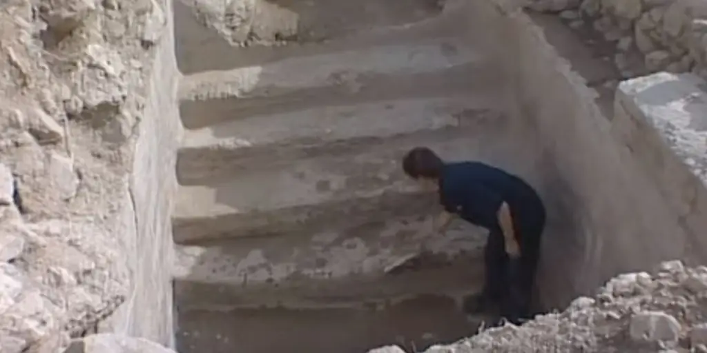 Это где Иисус превратил воду в вино?