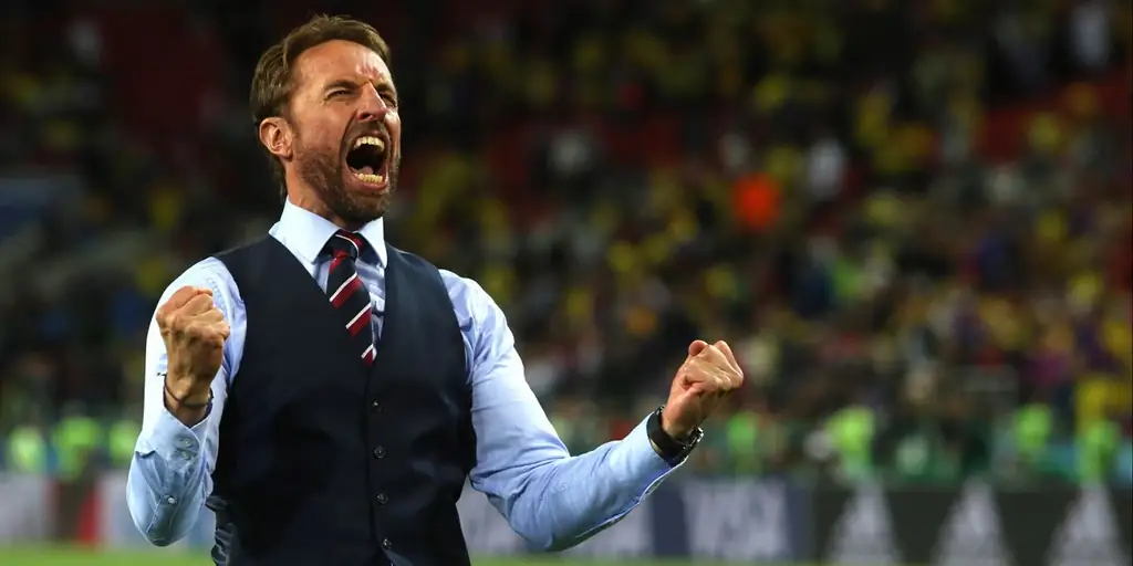 England's Кубка мира придерживается политики «семейный приоритет»