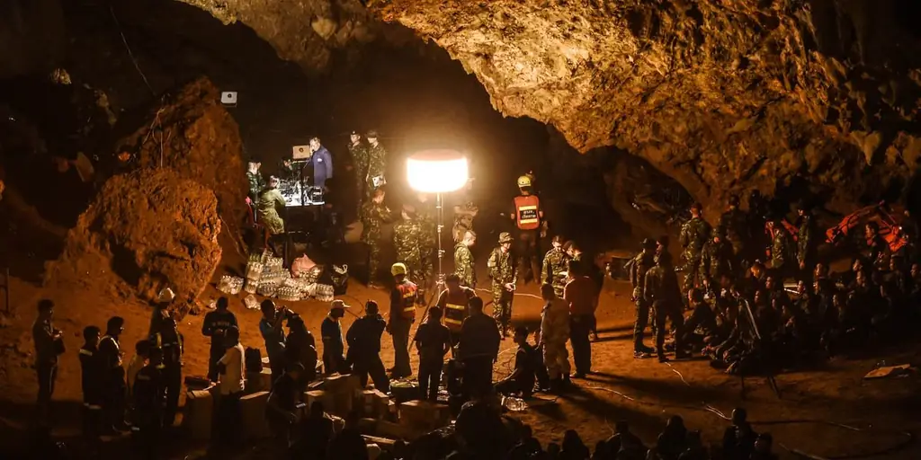 Как христианство похоже на одно большое тайское спасение в пещере