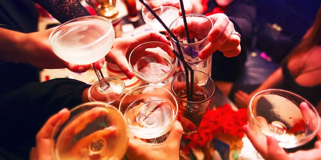 США: Разрушительные последствия злоупотребления алкоголем