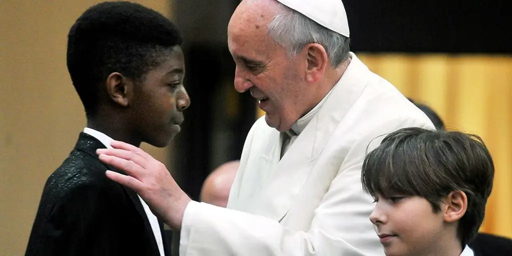 Христиане должны «продвигать Церковь вперед» во время кризиса, сказал Папа Франциск французской молодежи