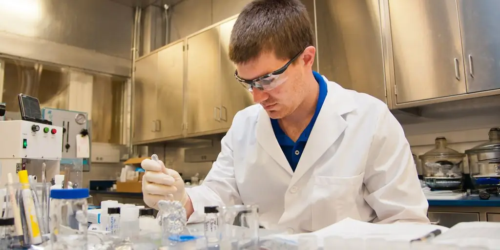 Можно ли верить и в Бога, и в науку?