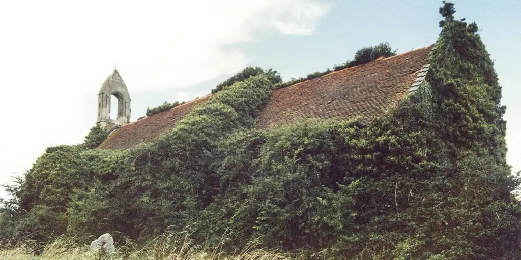 Невероятные фотографии до и после: восстановлена заброшенная средневековая церковь