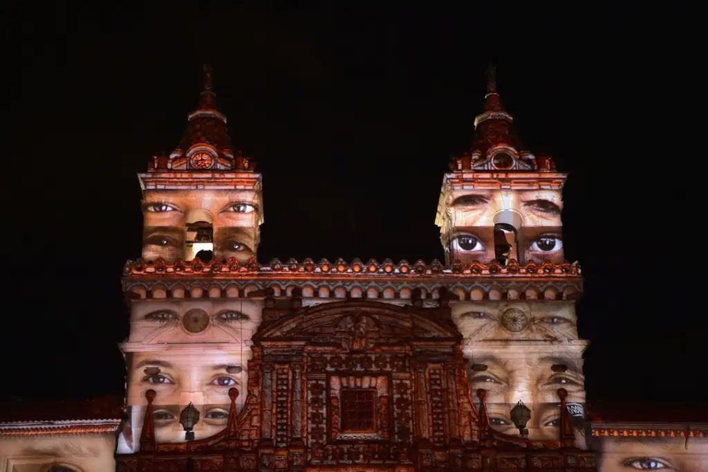 Церковь Сан-Франциско (Кито, Эквадор) во всем своем великолепии