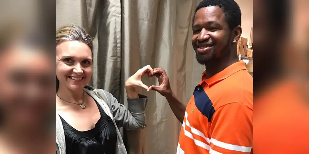 Женщина, приютившая в своем доме бездомного незнакомца: Год спустя