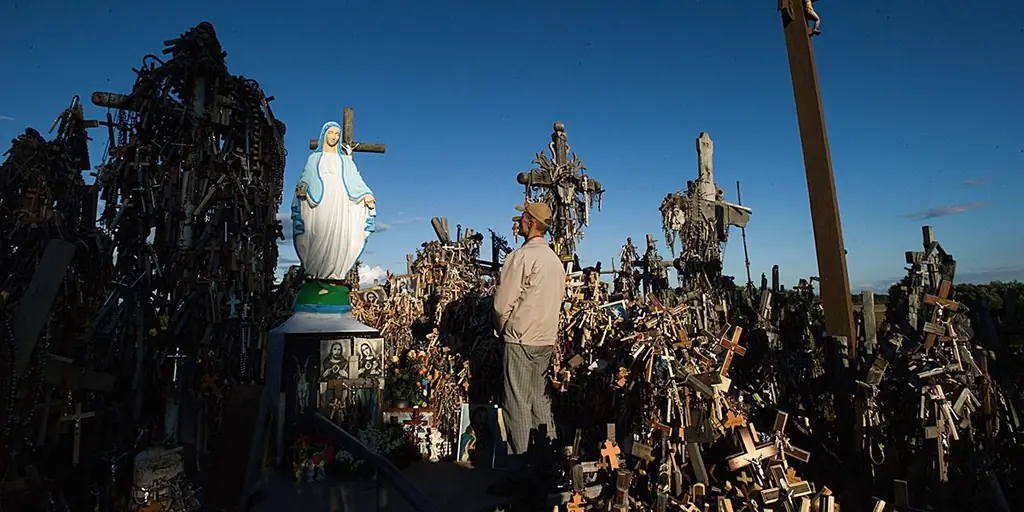 «Гора Крестов»: символ антитоталитарного сопротивления