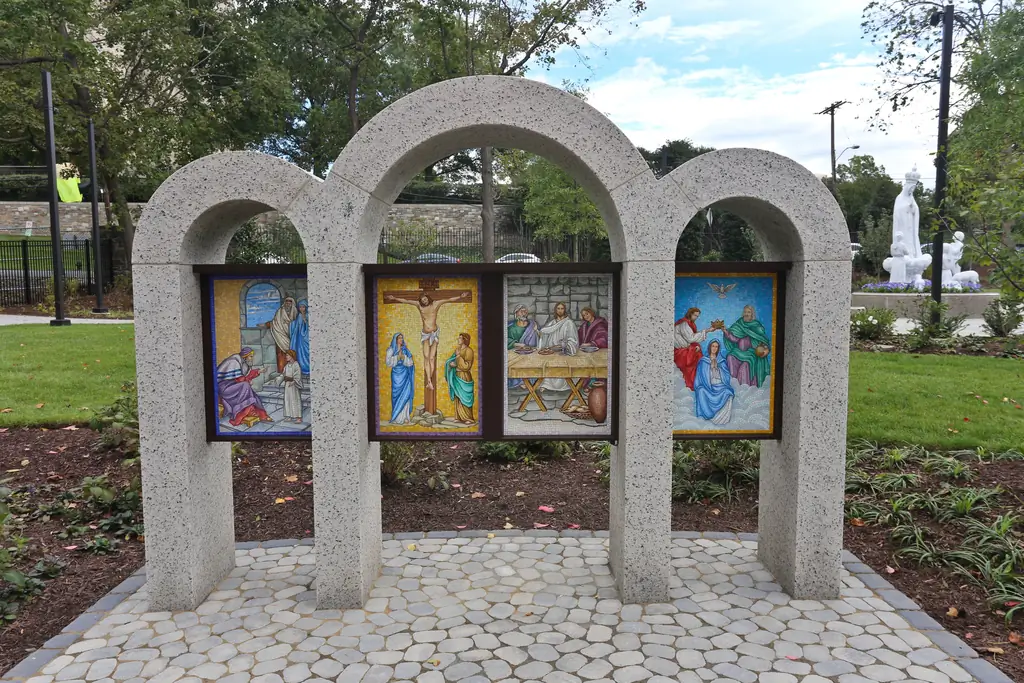 РОЗАРИЙ ПРОГУЛКА