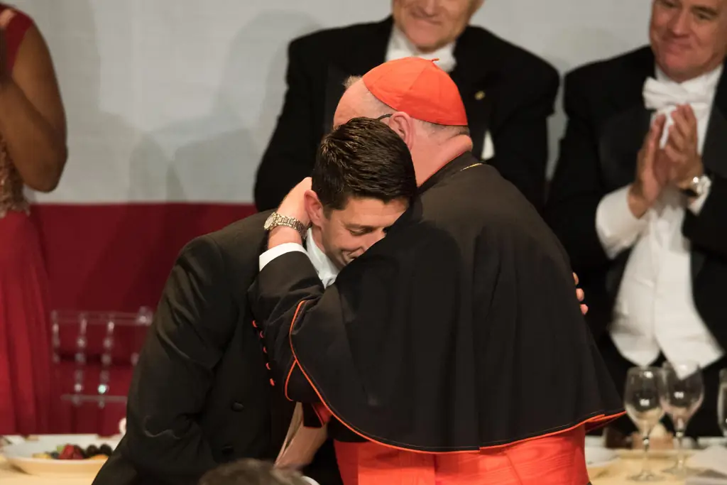 АЛЬФРЕД Э. СМИТ, 2017 г