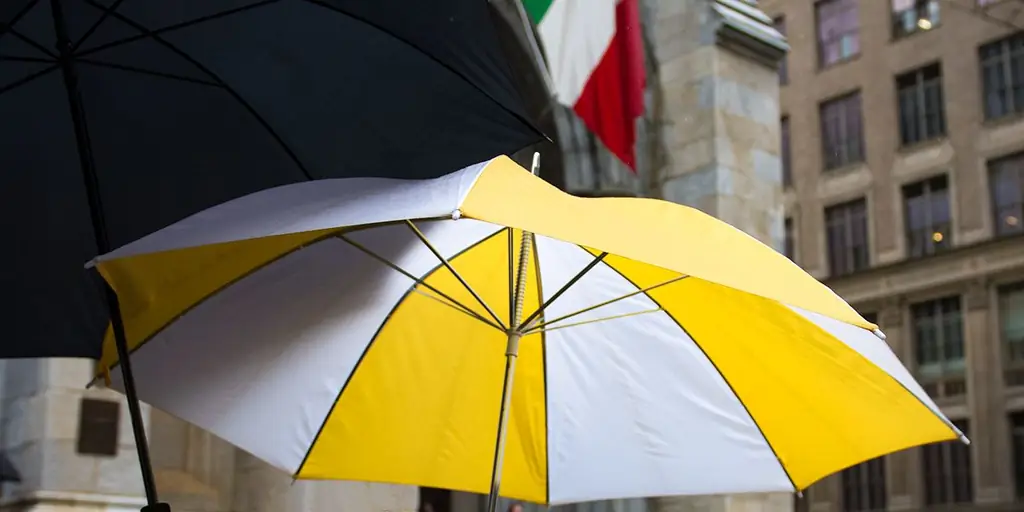 Christ's: пончо и зонтик