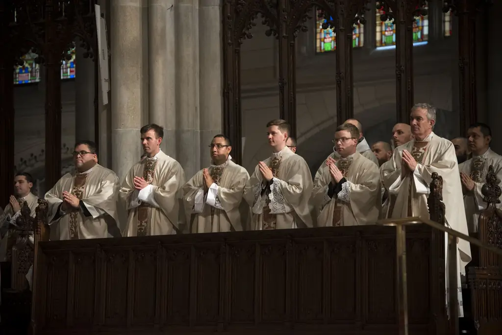 14 человек были рукоположены 28 мая 2016 года в соборе Святого Патрика кардиналом Доланом