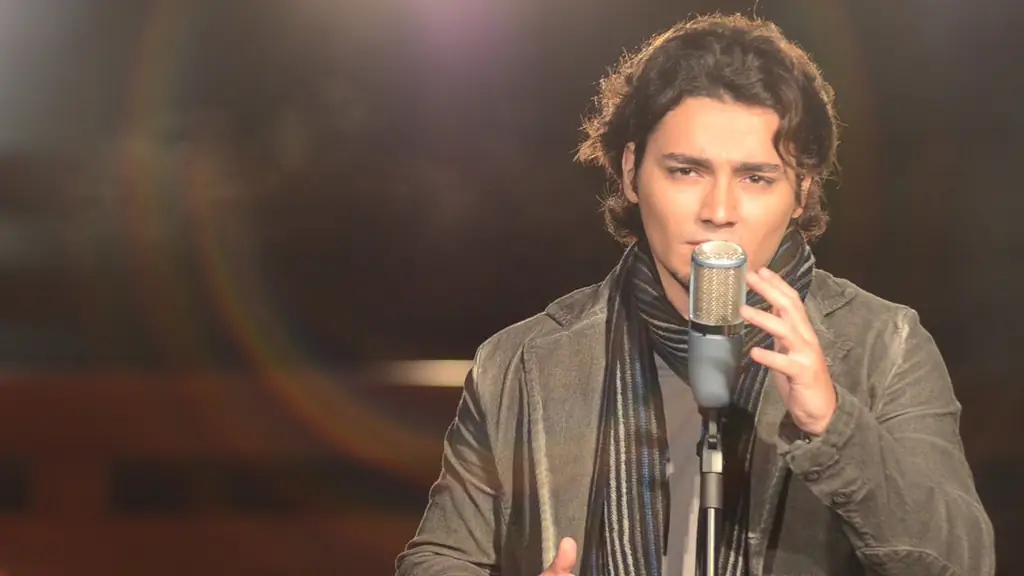 Интервью с артистом-католиком становится вирусным на YouTube