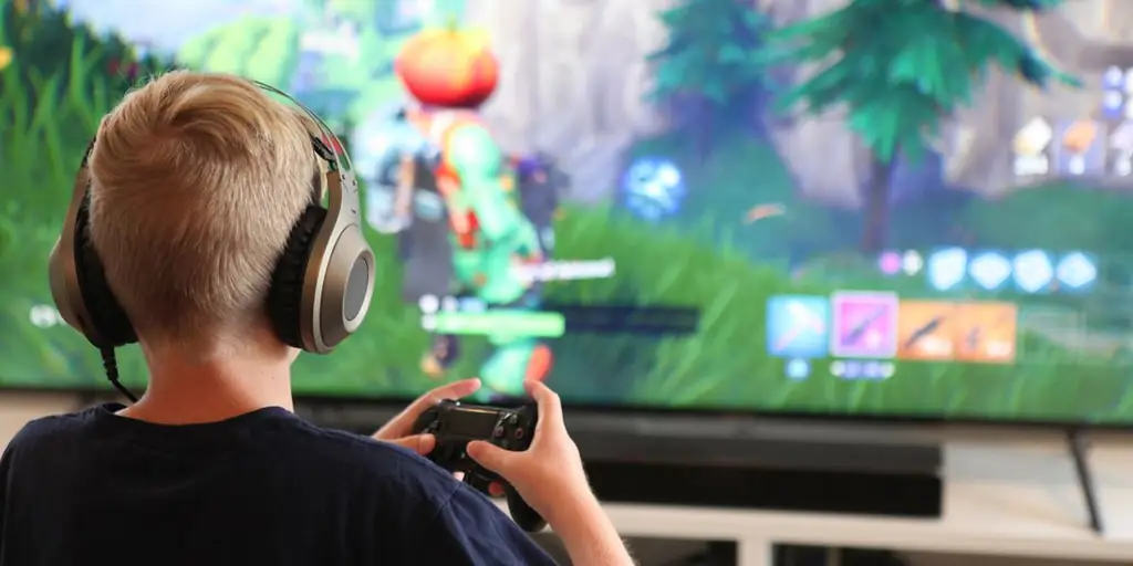 Игра Fortnite и тирания технологий