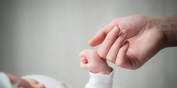 Подаренный в коробке в детстве, бразильский судья теперь выступает за усыновление