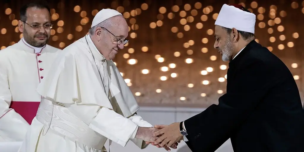 Папы's с имамом посвящена совместному построению будущего, чтобы будущего не было вообще