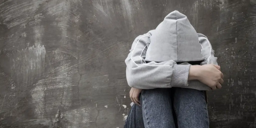 США смертность от самоубийств, алкоголя и наркотиков растет