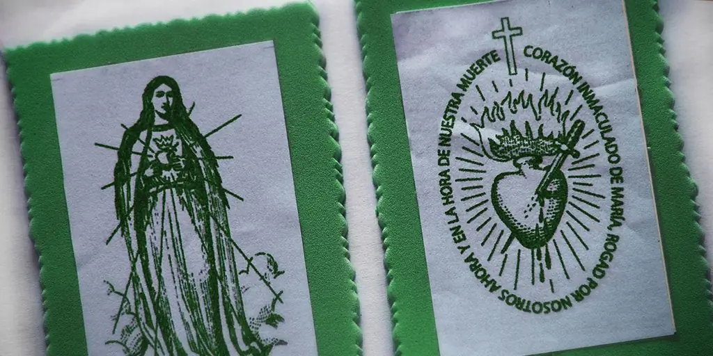 Беспокоитесь о друге или члене семьи? Попробуйте зеленый скапуляр