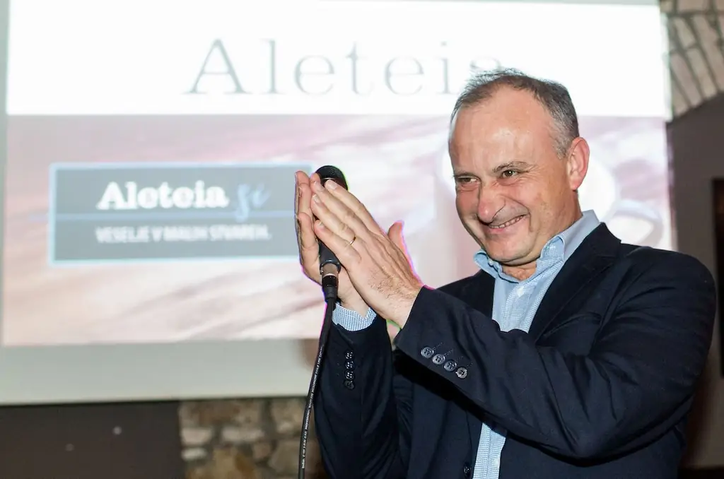 Aleteia's Хесус Колина выступит с речью на открытии Католического университета