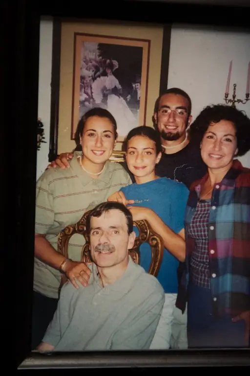 ТОНИ ЛОМБАРДО, ЭНТОНИ, РАССЕЯННЫЙ СКЛЕРОЗ, САМОУБИЙСТВО