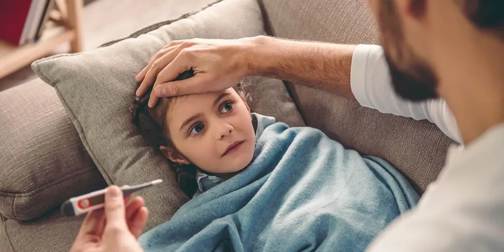 Когда наступает сезон простуды и гриппа, подумайте дважды, прежде чем принимать антибиотики