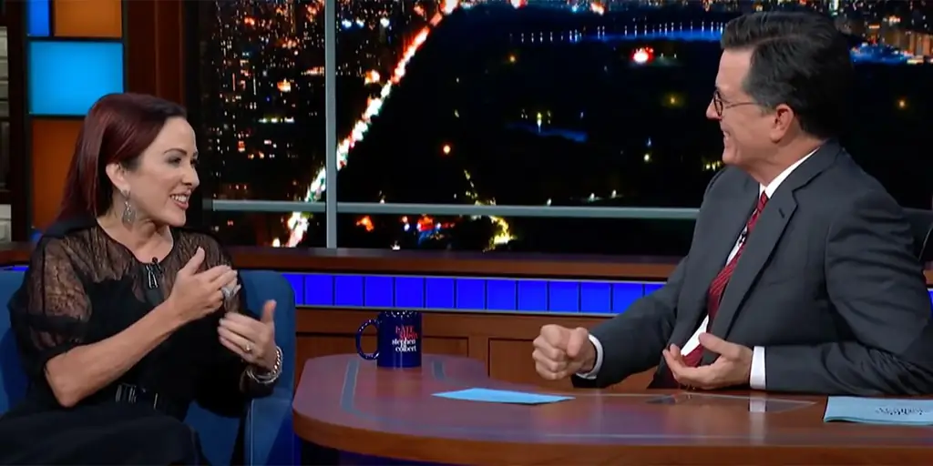 Актрисы Патрисия Хитон и Стивен Колберт откровенничают о своей католической вере