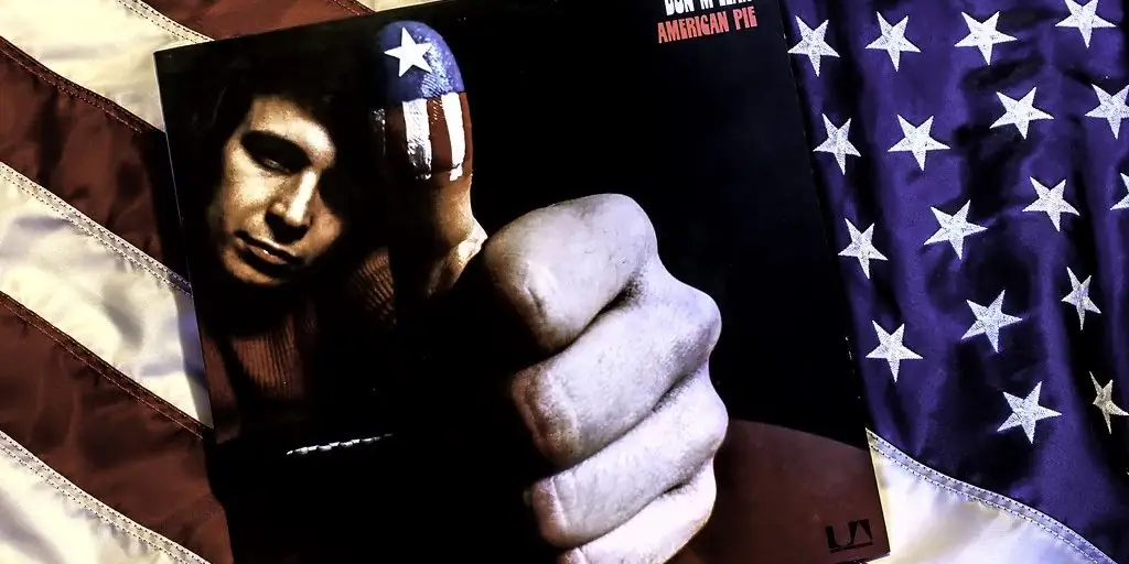 Полюбуйтесь Доном Маклином, ведущим аудиторию в этом изысканном псалме