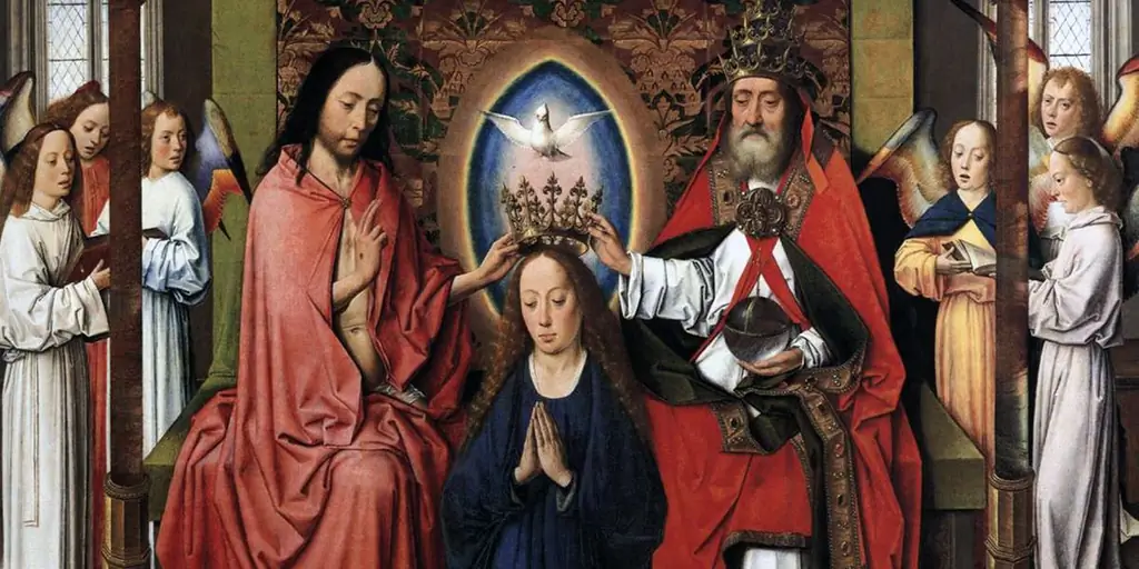 Коронация: вся ее королевская власть направлена на победу над заклятым врагом