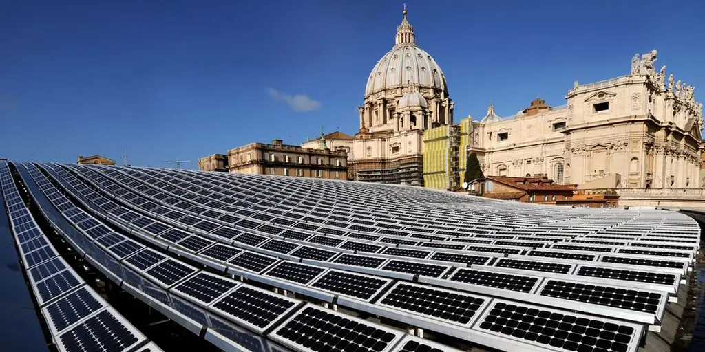Религиозные общины видят свет благодаря солнечной энергии
