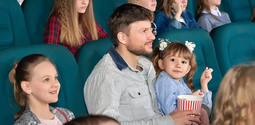 Открытое письмо крутому парню, который смотрит «Холодное сердце 2» со своими дочерьми