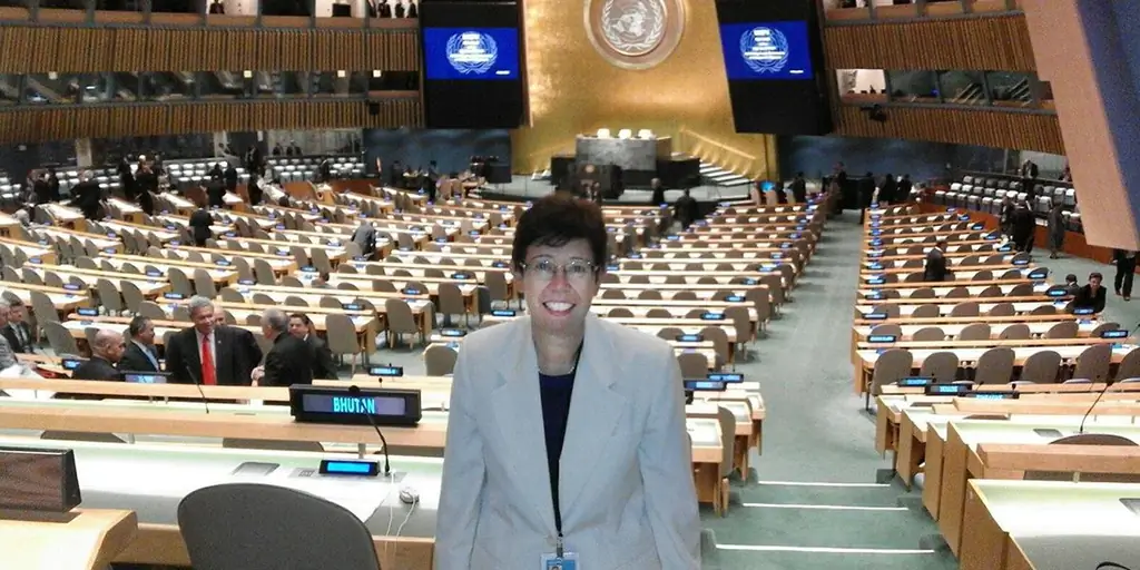 Первое: женщина назначена на руководящую должность в государственном секретариате Ватикана's