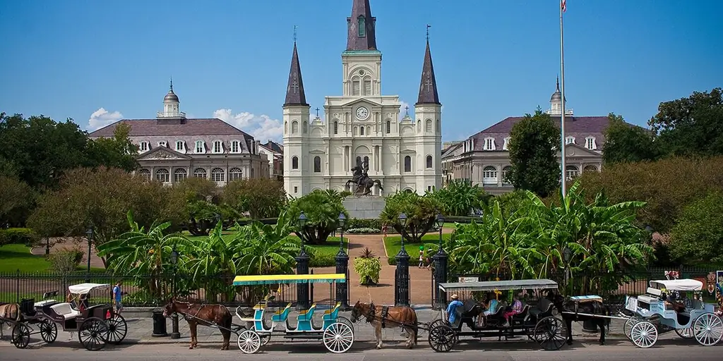 Совершить паломничество в Новый Орлеан' величественный собор Сент-Луиса