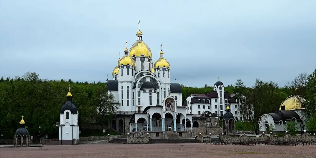 "Место срыва" - место покоя и паломничества в Украине