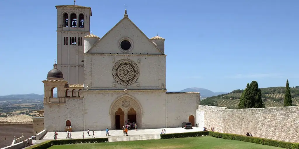 Совершите паломничество в одно из этих мест, где происходили евхаристические чудеса