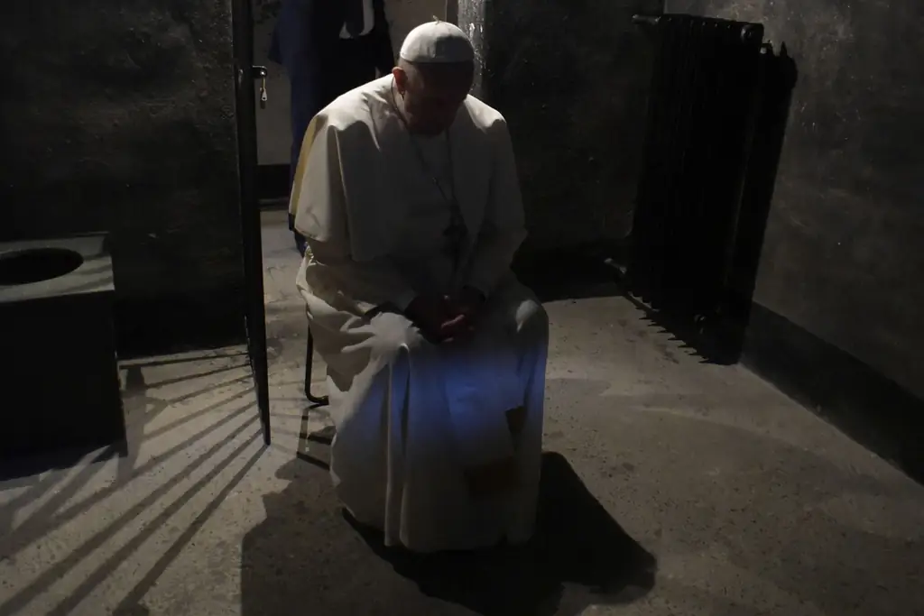 ПАПА ФРАНЦИС, КОЛЬБЕ