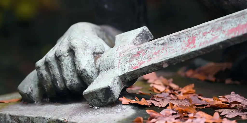 10 мечей, которые вам понадобятся для борьбы со злом