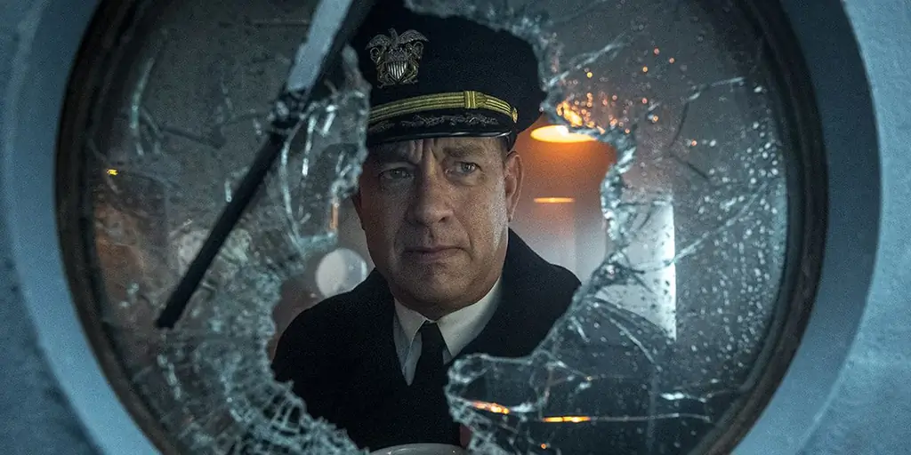 Том Хэнкс сталкивается с моральными реалиями войны's как командующий ВМС в 'Greyhound'