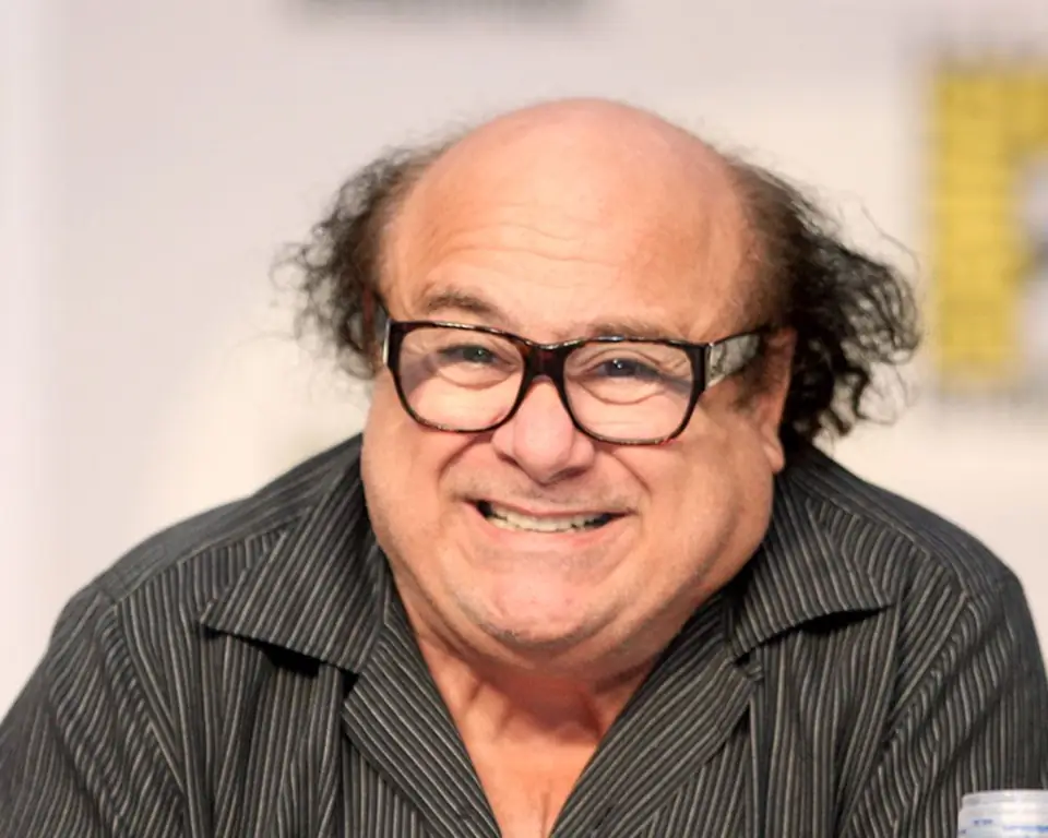 ДЭННИ ДЕВИТО