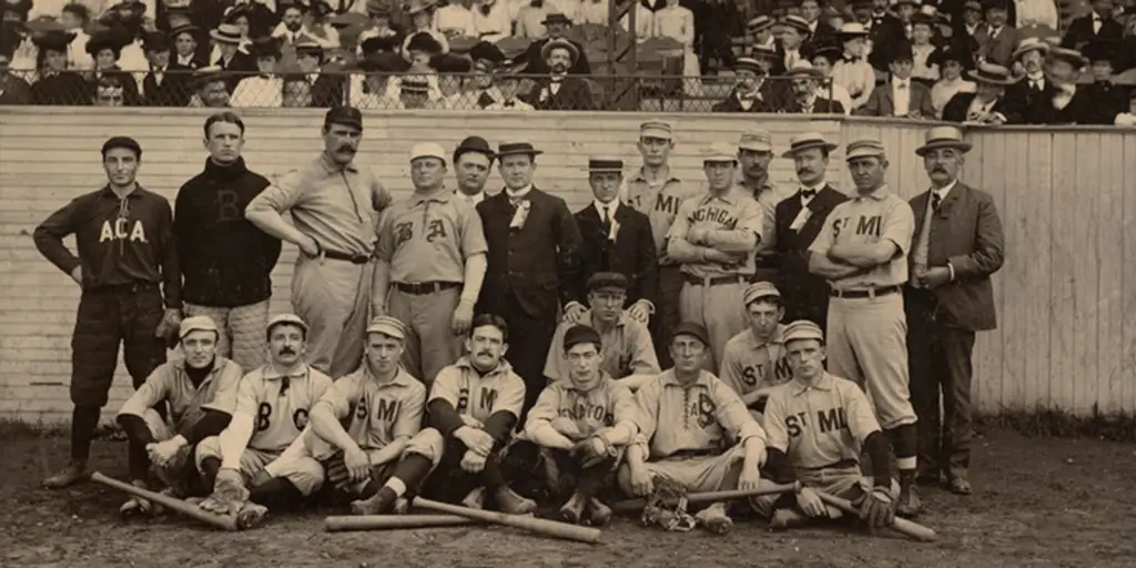 Рыцари Колумба сразу же взялись за бейсбол