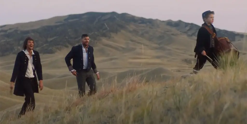 For KING &COUNTRY's стал классикой