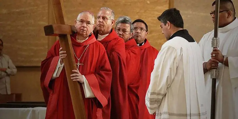 Лидер епископов США говорит, что страх перед болезнью и смертью является 'настоятельным евангельским вызовом'