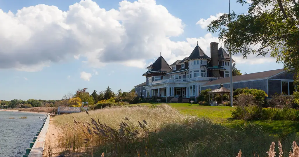 Эти великолепные католические ретриты открыты этим летом