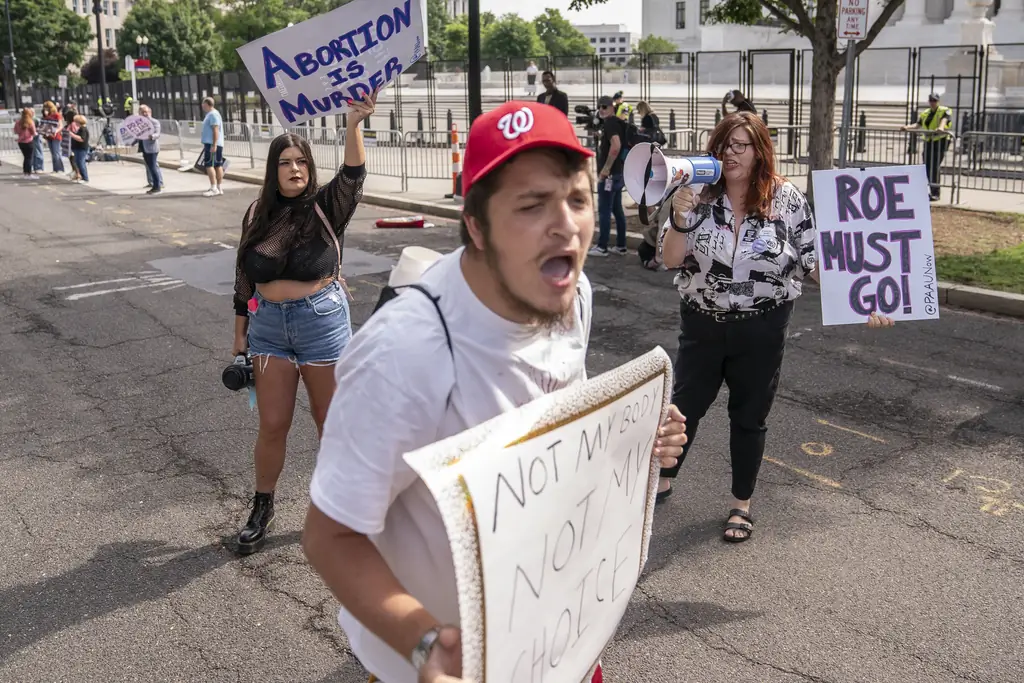 Национальная безопасность предупреждает о более высоком риске насилия в отношении церквей