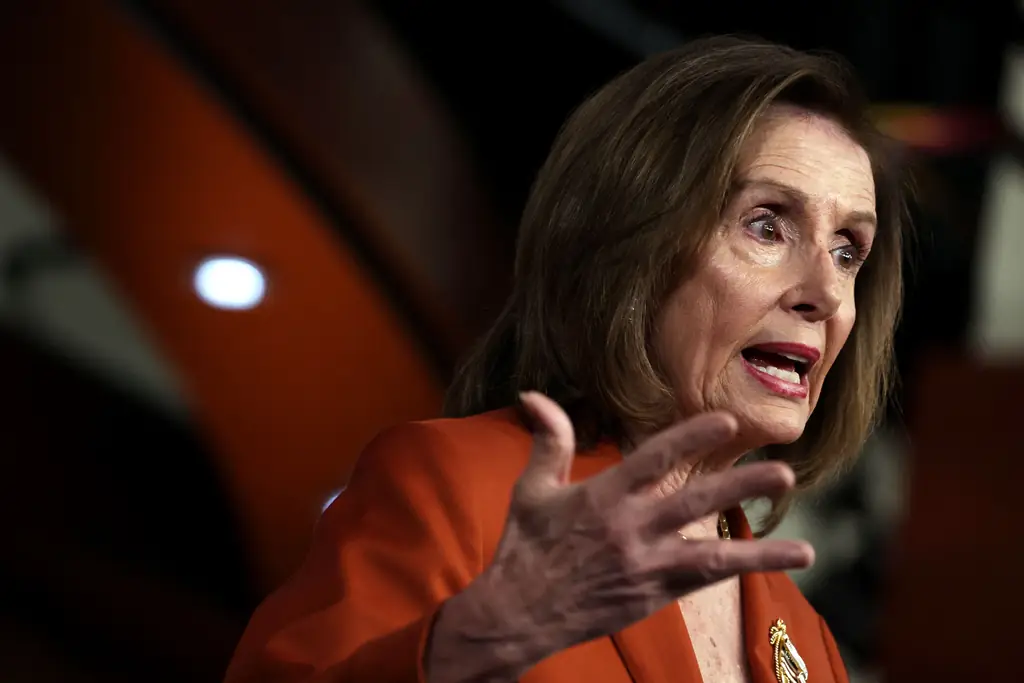 Больше католических епископов говорят, что политики, выступающие за аборты, не должны't причащаться