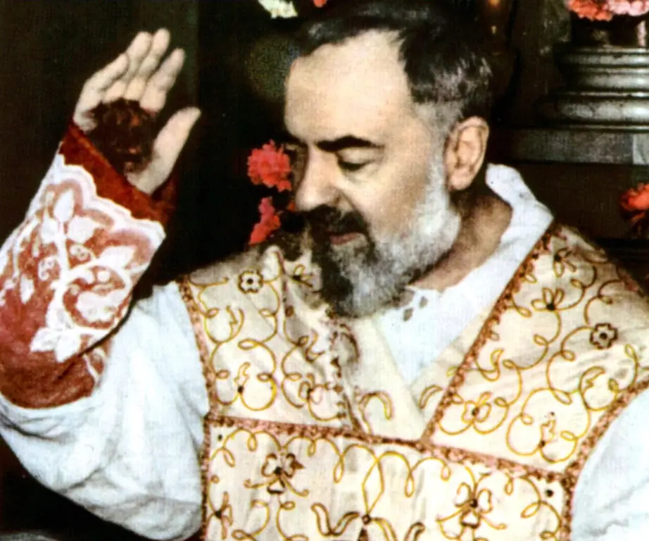 os-estigmas-do-padre-pio