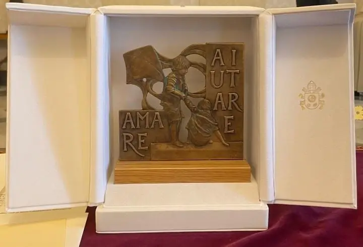 REGALO_PAPA_AlbertoII_2022-07-20