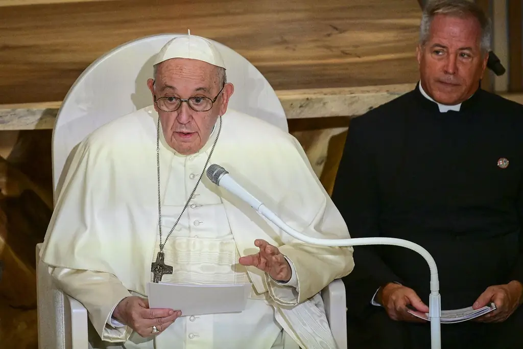 Нужно простить или исцелить? Возьмите эти 4 размышления от папы на молитву