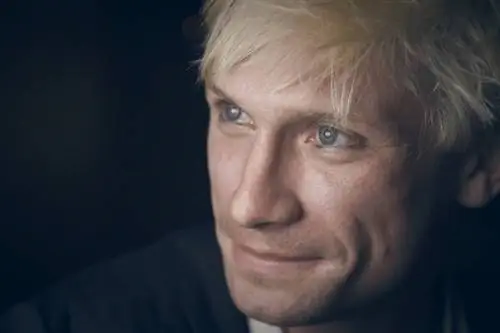 Психолог говорит, что мы должны принять себя такими, какие мы есть, чтобы измениться