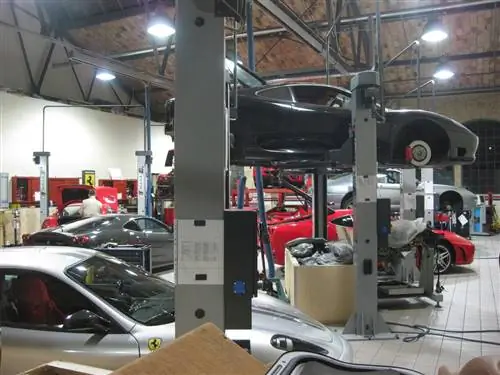 10 простых ремонтов автомобилей, о которых должен знать каждый