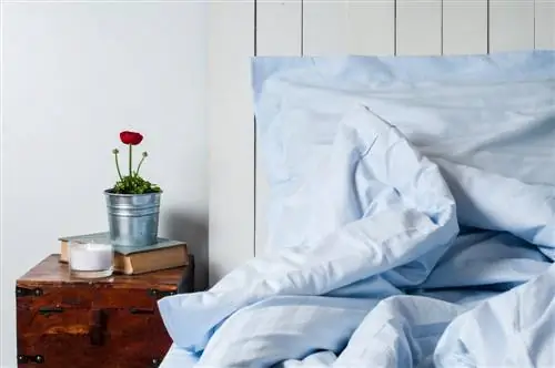 7 уникальных альтернатив прикроватной тумбочке на каждый день