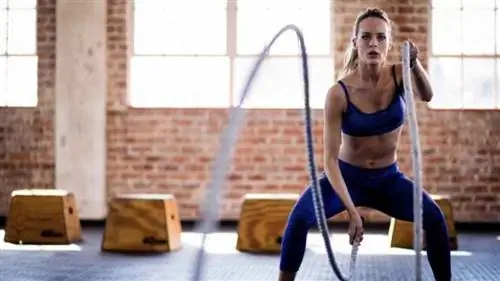 Быстро приведите себя в форму с помощью этой 20-минутной тренировки