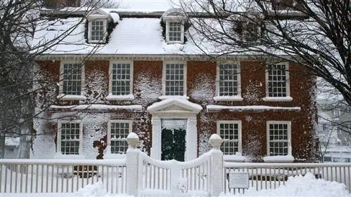 10 домашних лайфхаков, которые помогут подготовить дом к зиме